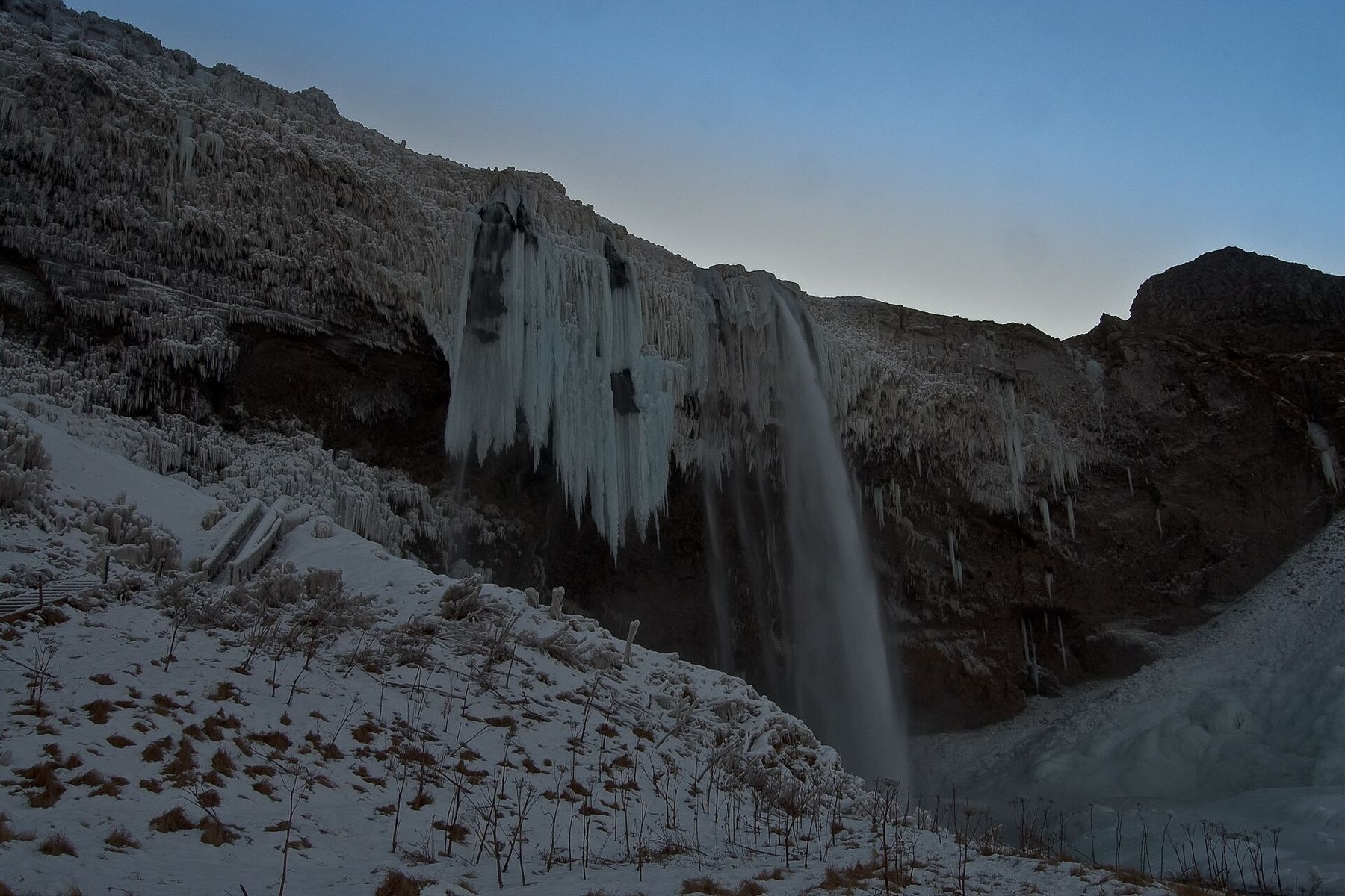 Seljalandsfoss e Gljúfrabúi, Islanda